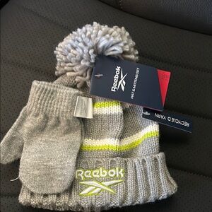 Reebok Kids Grey Hat and Mittens Set